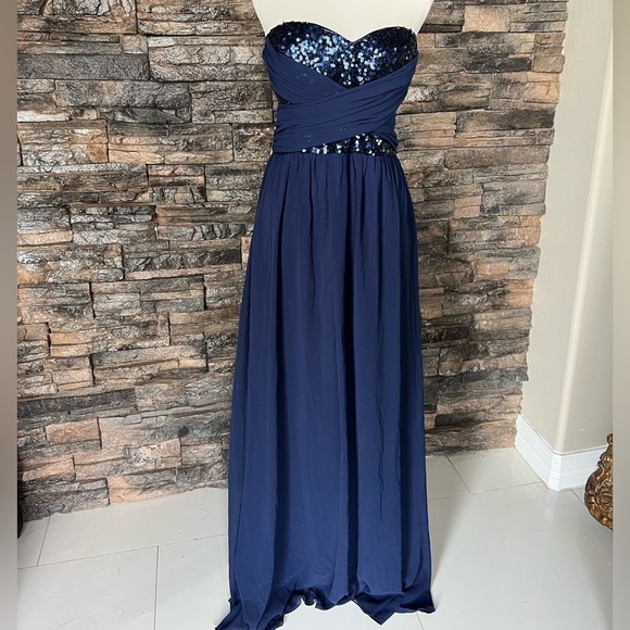 Dresses & Skirts - Navy Blue Sequin Strapless Prom Gown